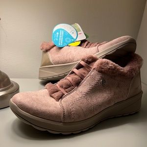 Bzees Golden Faux Fur Booties / Boots Pink/Size9M